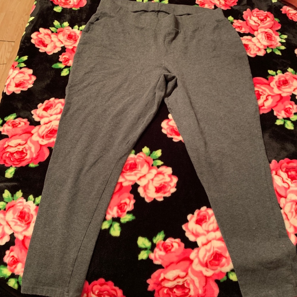 Grey torrid leggings size 3